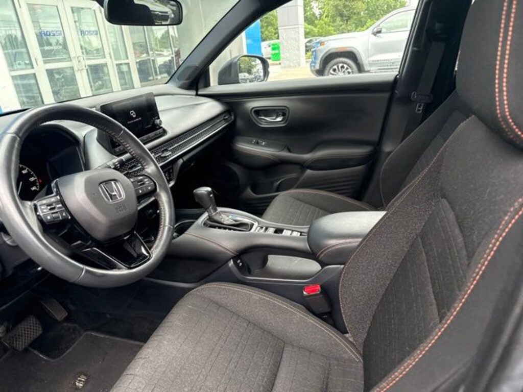 Used 2025 Honda HR-V Sport SUV