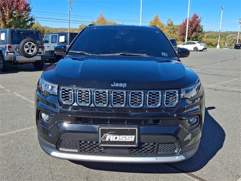Used 2024 Jeep Compass Limited SUV