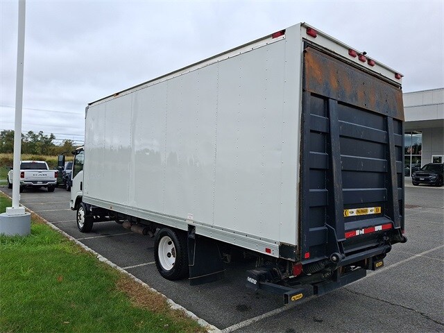 2019 Isuzu NPR photo 4