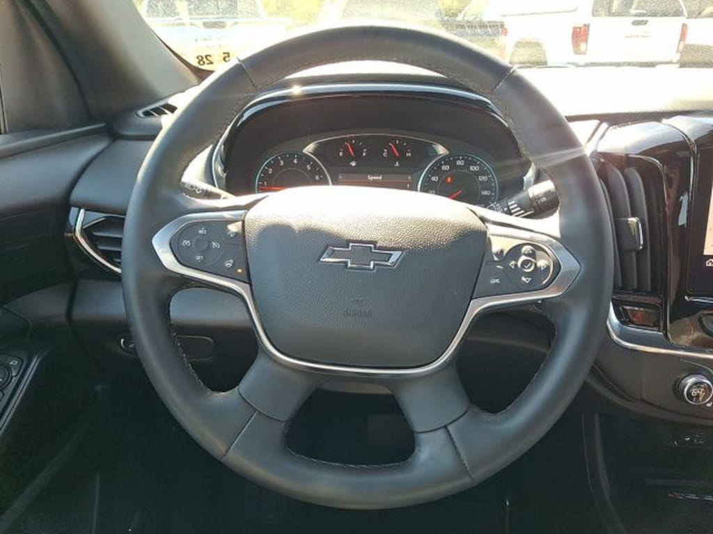 Used 2023 Chevrolet Traverse RS SUV