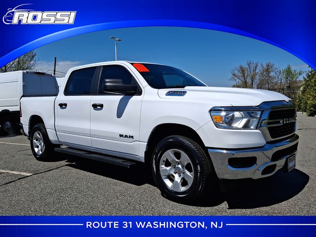 2023 RAM 1500 Big Horn/Lone Star 4x4 Crew Cab 5'7's photo