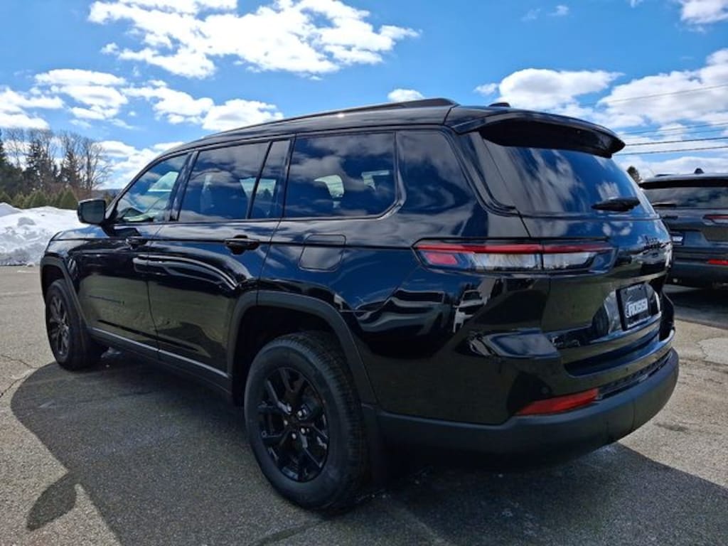New 2025 Jeep Grand Cherokee L ALTITUDE X 4X4 Sport Utility