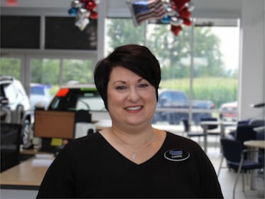 Staff member Carrie Lennox from 3e0a0da030ef