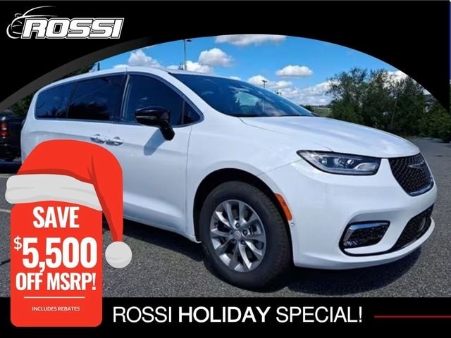 2026 Chrysler Pacifica Select's photo