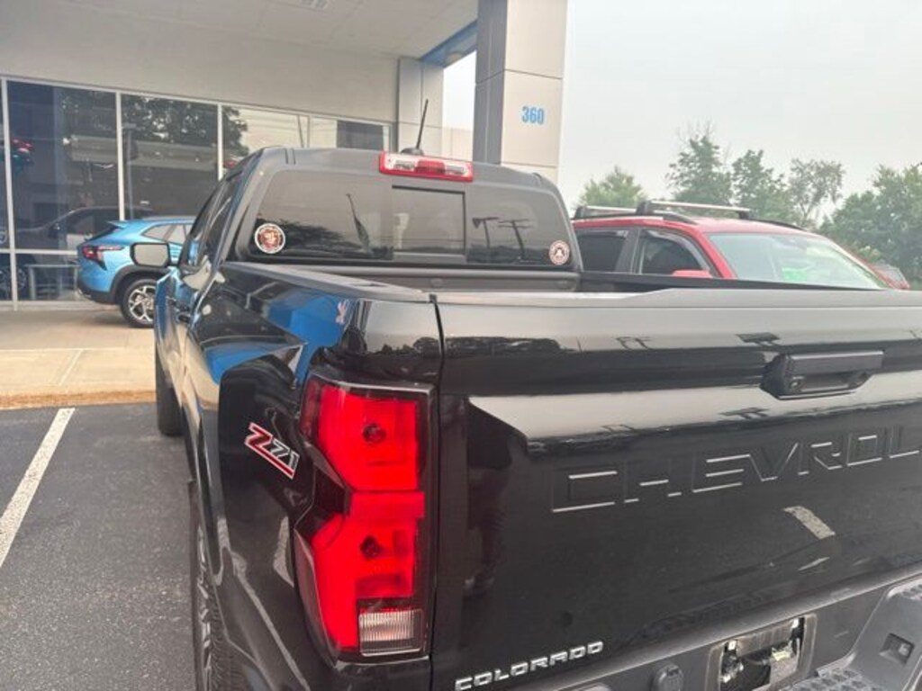 Used 2023 Chevrolet Colorado Z71 Truck Crew Cab
