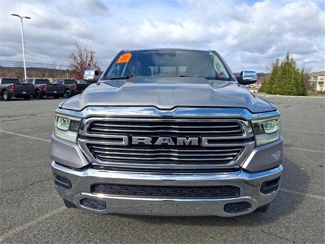 2022 Ram 1500 Laramie photo 2