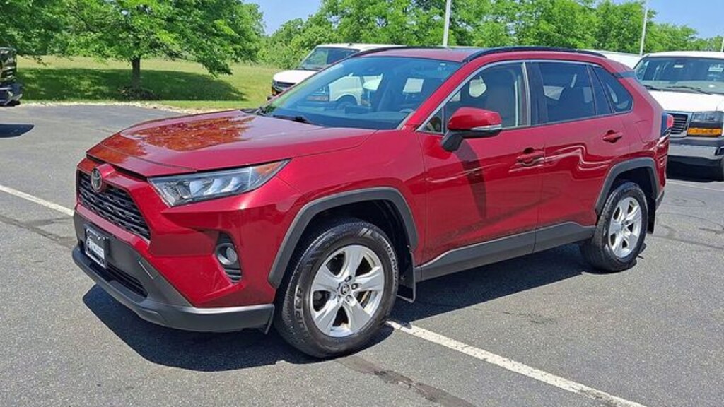Used 2019 Toyota RAV4 XLE SUV