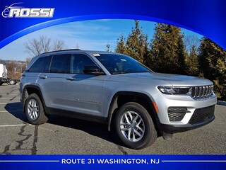 2025 Jeep Grand Cherokee LAREDO X 4X4 Sport Utility