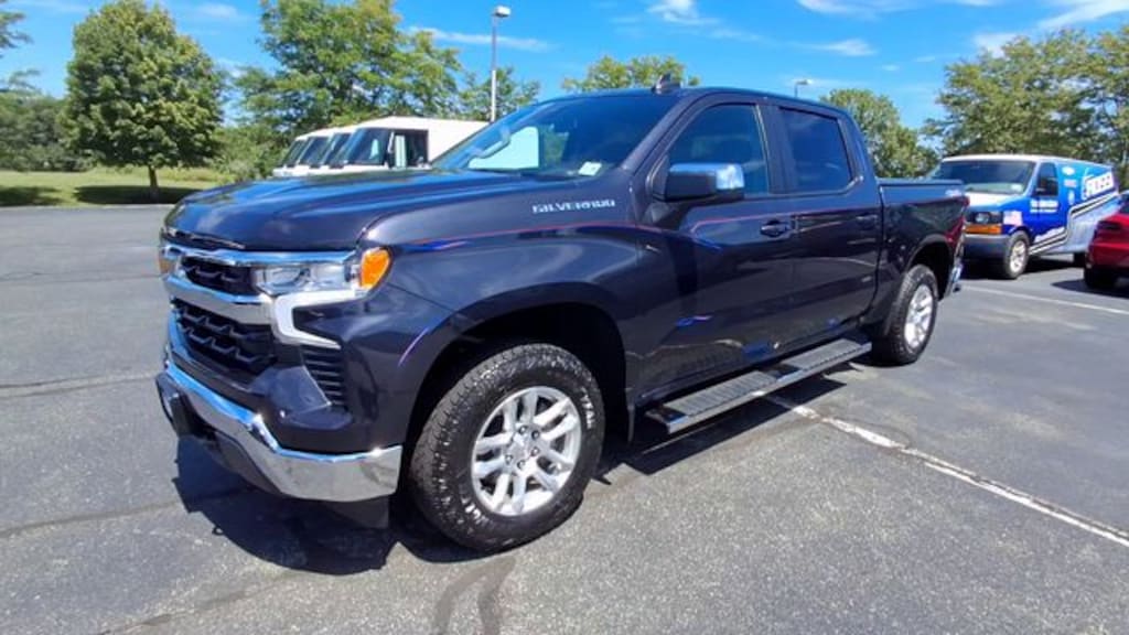 Used 2024 Chevrolet Silverado 1500 LT Truck Crew Cab
