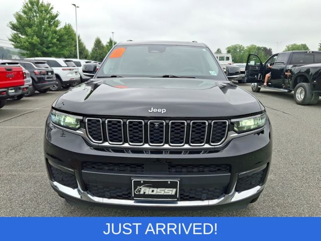 Used 2023 Jeep Grand Cherokee Limited SUV