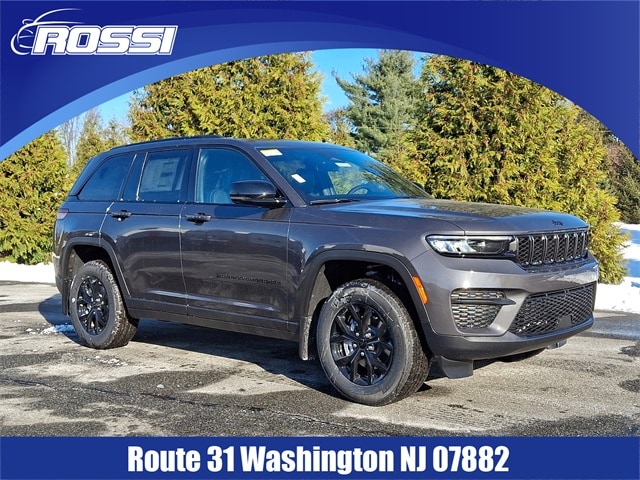 2025 Jeep Grand Cherokee Altitude's photo