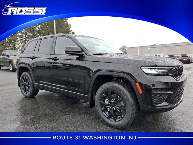 2025 Jeep Grand Cherokee Altitude's photo