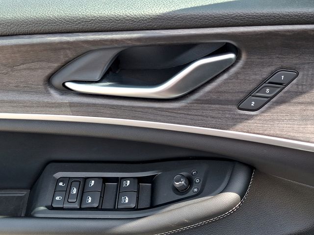 2023 Jeep Grand Cherokee Limited - Photo 12