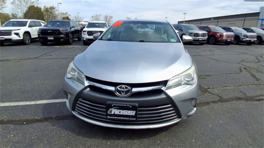 Used 2016 Toyota Camry LE Sedan