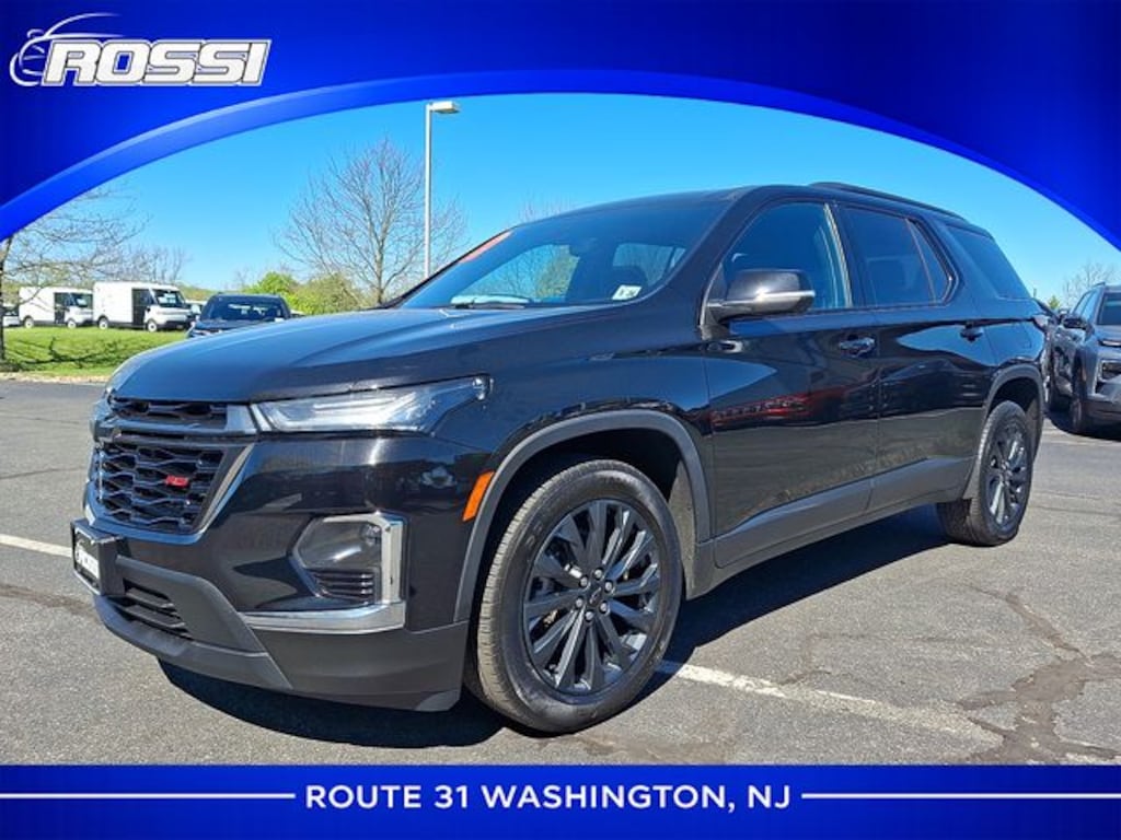Used 2023 Chevrolet Traverse RS SUV