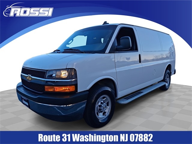 2024 Chevrolet Express Cargo Work Van's photo