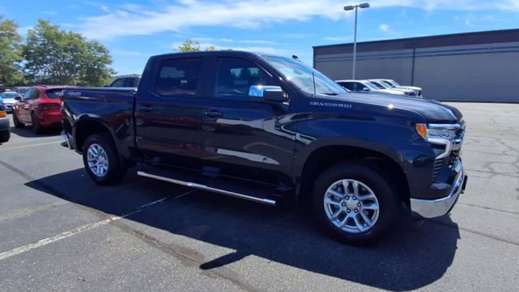 Used 2024 Chevrolet Silverado 1500 LT Truck Crew Cab