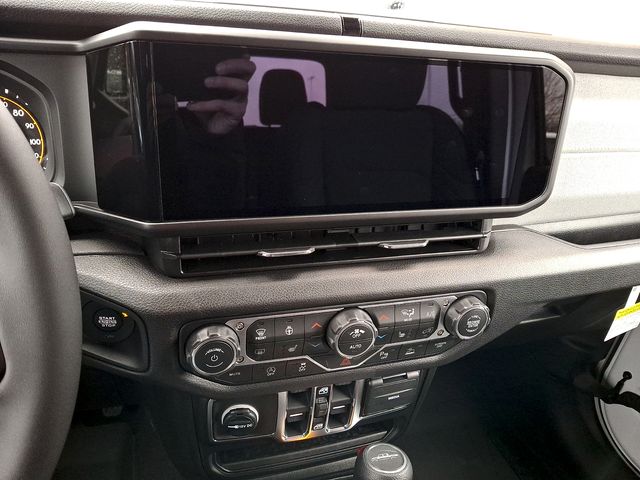 2026 Jeep Gladiator Sport S - Photo 11