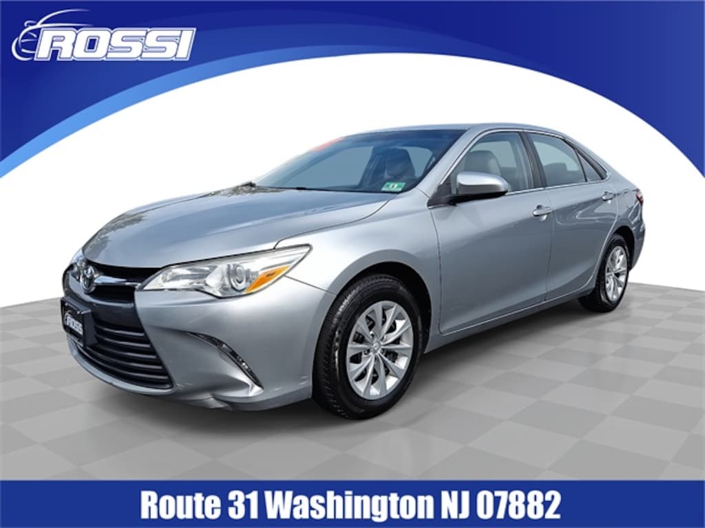 Used 2016 Toyota Camry LE Sedan