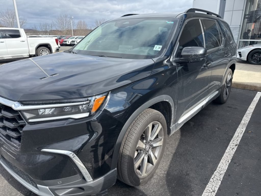 Used 2024 Honda Pilot Touring SUV