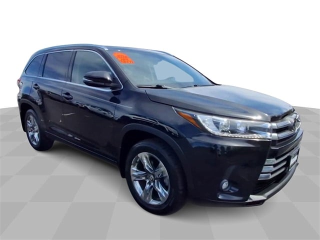 Used 2019 Toyota Highlander Limited Platinum with VIN 5TDDZRFH1KS747275 for sale in Washington, NJ