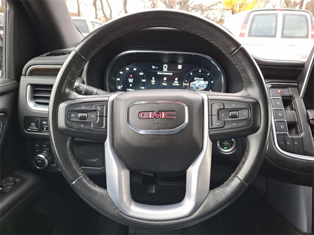 Used 2022 GMC Yukon SLE SUV