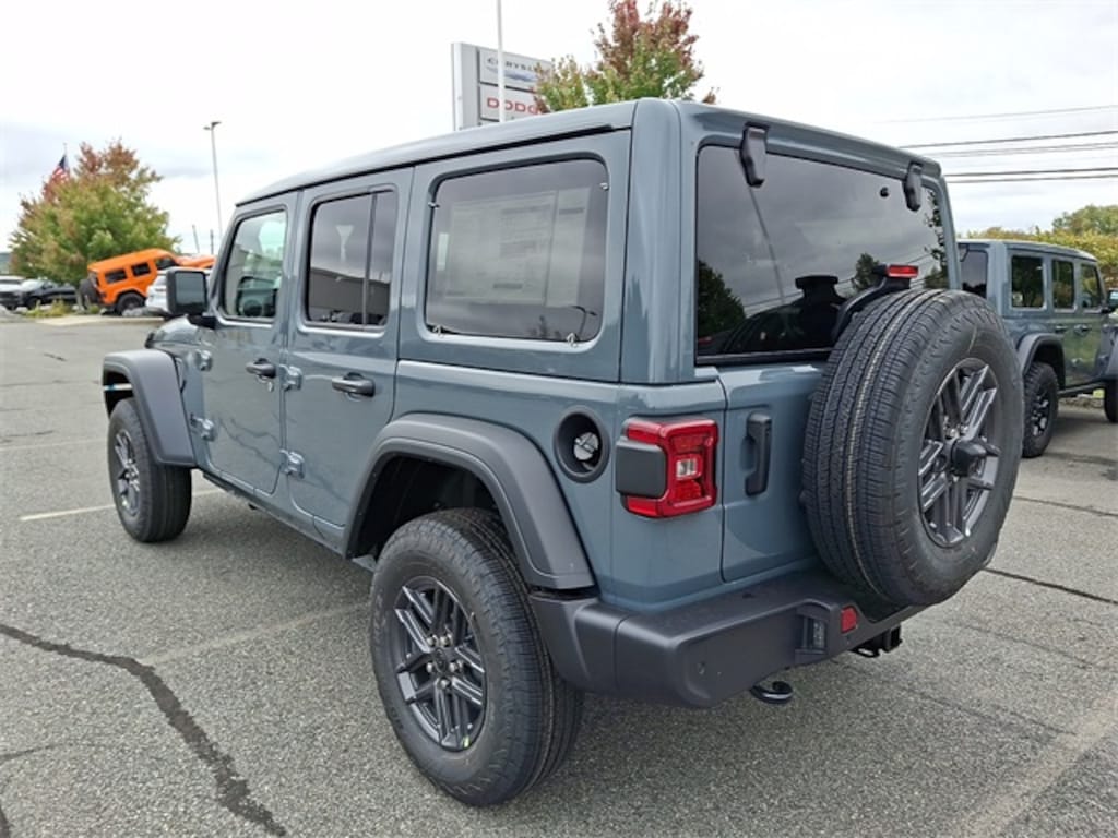 New 2026 Jeep Wrangler Sport S Sport Utility