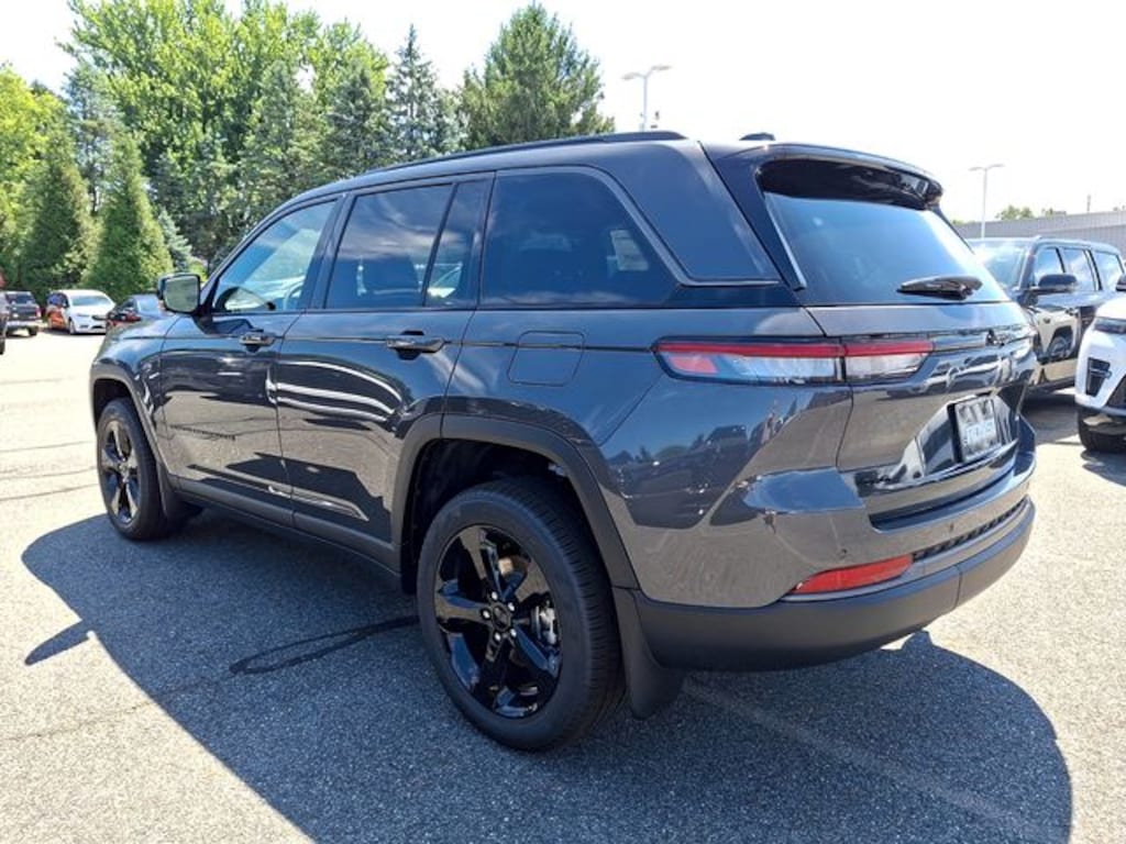 New 2026 Jeep Grand Cherokee Limited Sport Utility