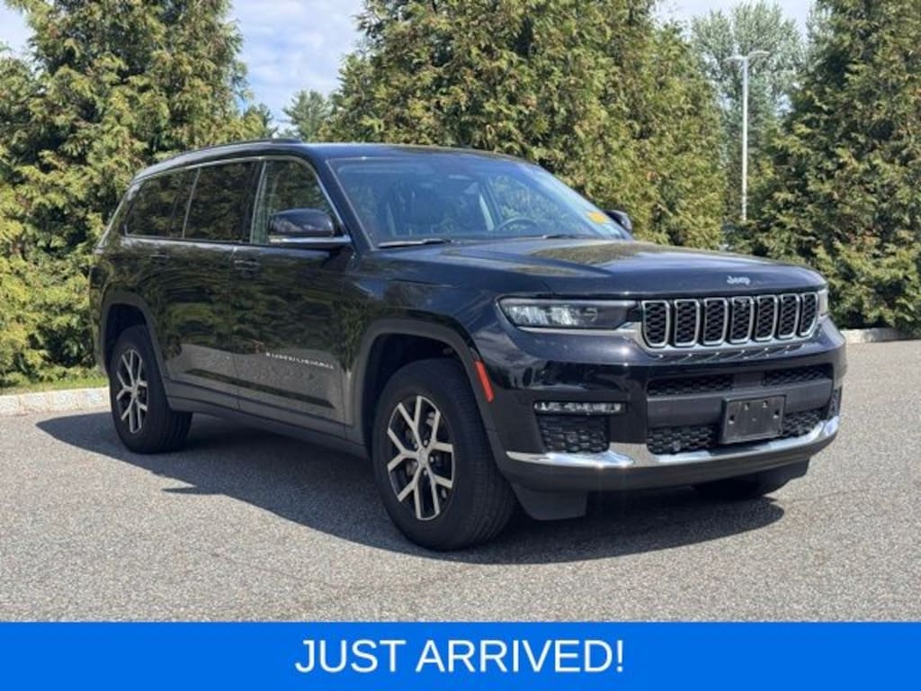 Used 2023 Jeep Grand Cherokee Limited SUV