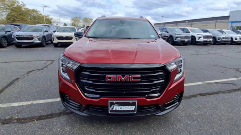 Used 2023 GMC Terrain SLE SUV