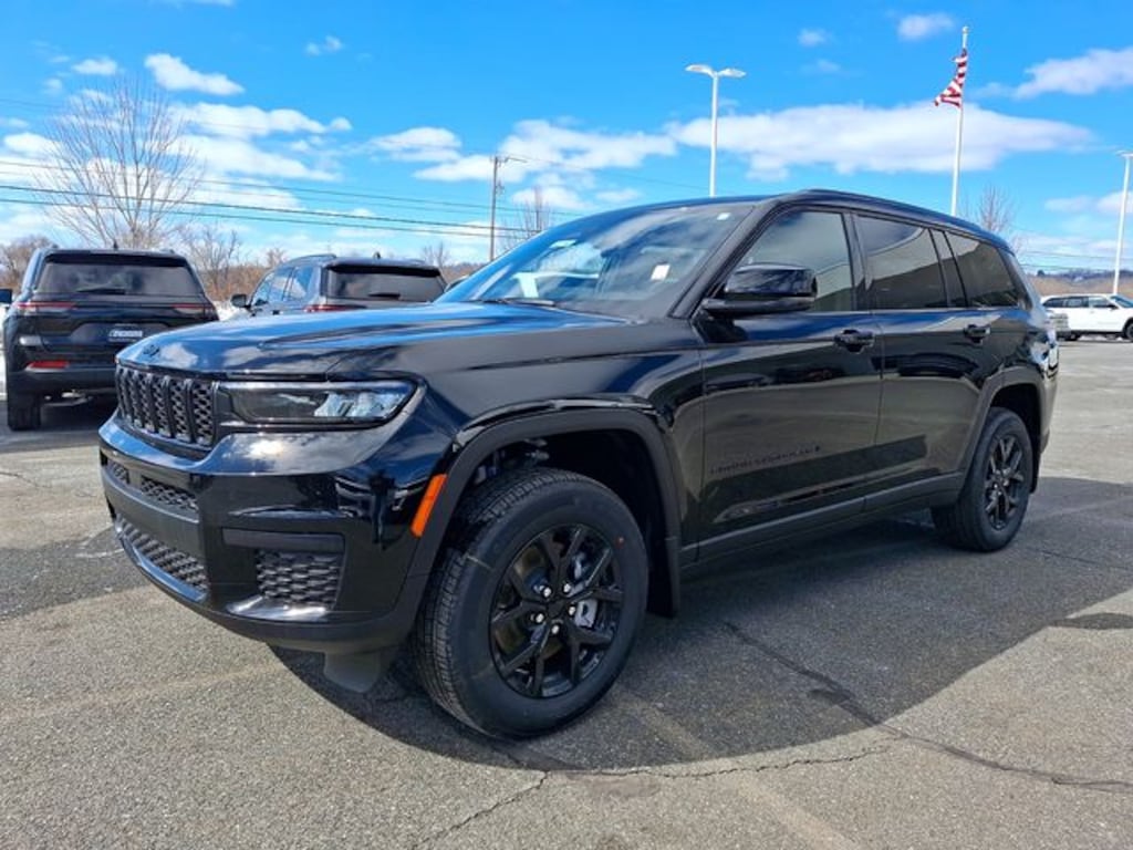 New 2025 Jeep Grand Cherokee L ALTITUDE X 4X4 Sport Utility