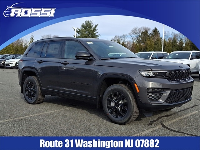 2025 Jeep Grand Cherokee Altitude's photo