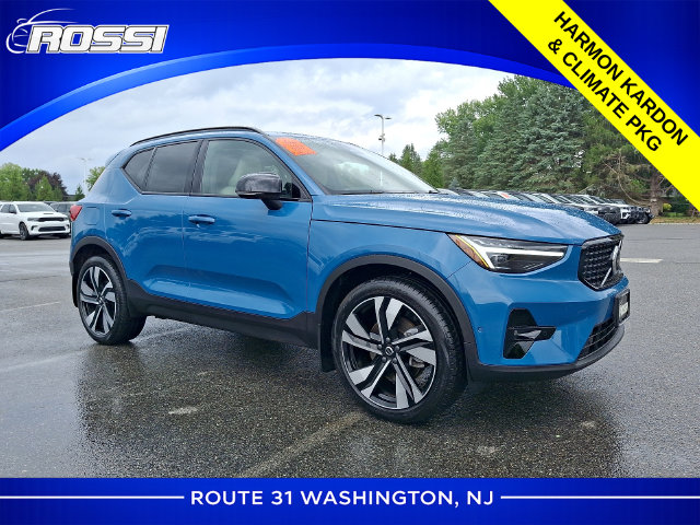 2025 Volvo XC40 Ultra