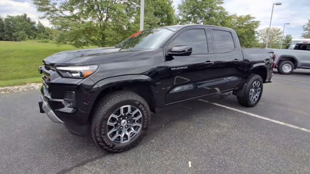 Used 2023 Chevrolet Colorado Z71 Truck Crew Cab