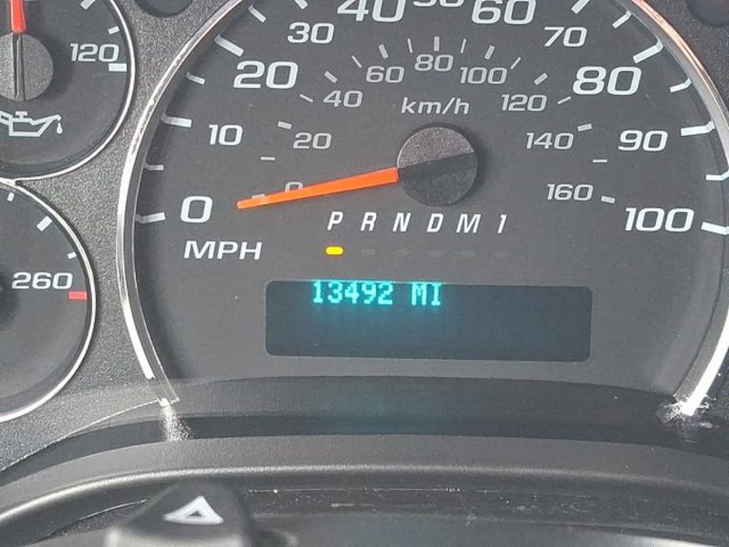 Used 2024 Chevrolet Express Cargo 2500 Work Van Van Cargo Van