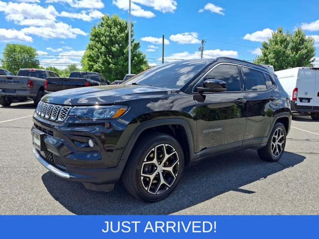 Used 2024 Jeep Compass Limited SUV