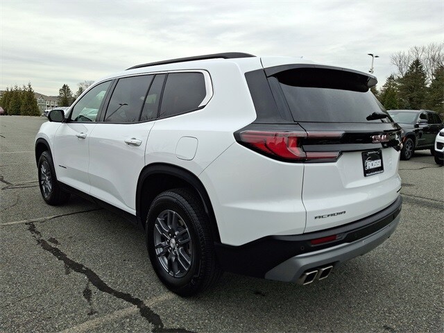 2025 Gmc Acadia Elevation photo 3