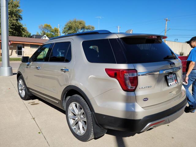 Used 2017 Ford Explorer Limited with VIN 1FM5K8F8XHGD87926 for sale in Manson, IA