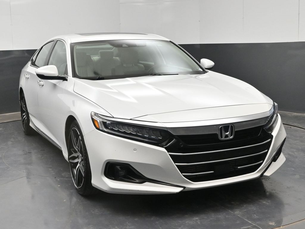 Used 2022 Honda Accord Touring with VIN 1HGCV2F98NA010701 for sale in Roswell, NM