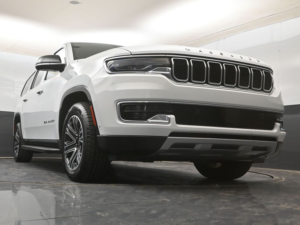 2024 Jeep Wagoneer L Series II - Photo 15