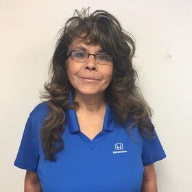 Staff member Rose Varela from ID_75a7217e7c40