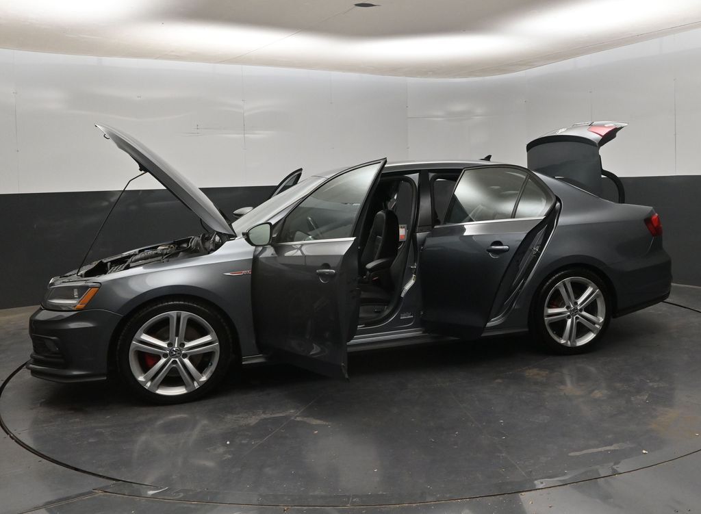 2017 Volkswagen Jetta GLI - Photo 34