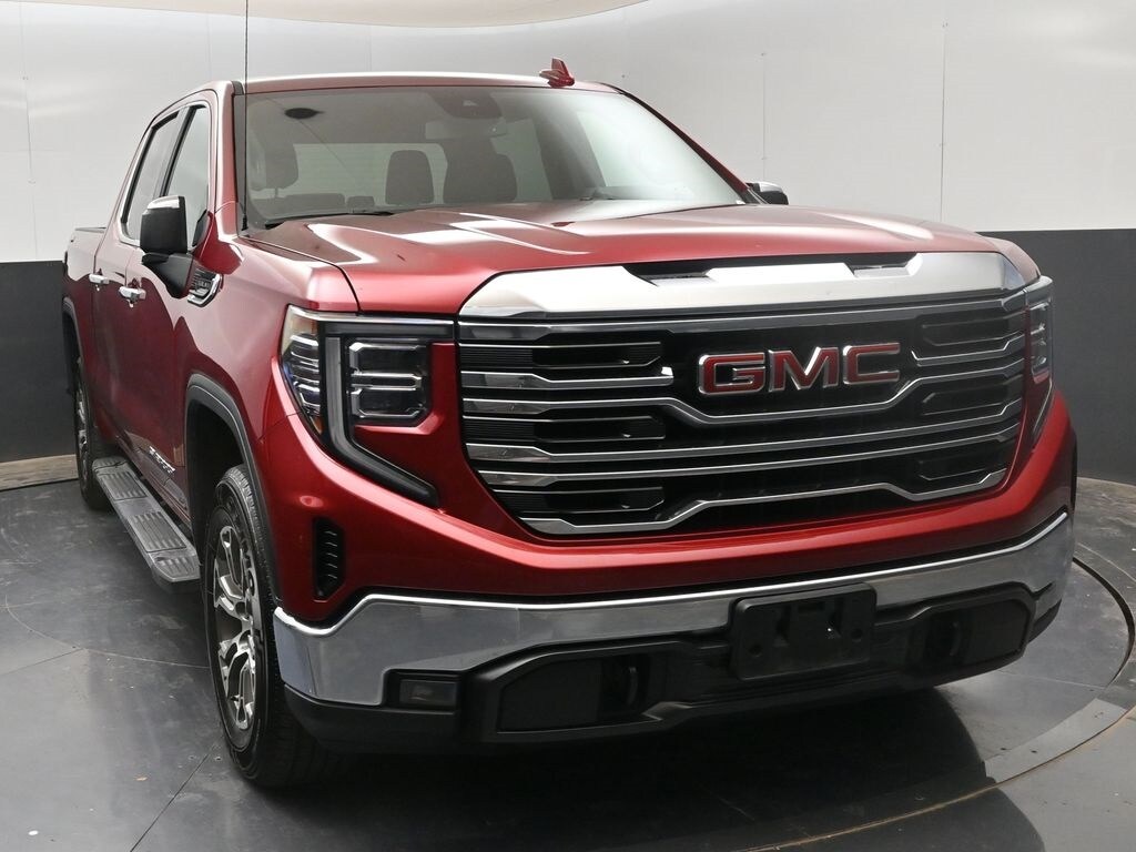 Used 2024 GMC Sierra 1500 SLT with VIN 1GTUUDED4RZ204639 for sale in Roswell, NM