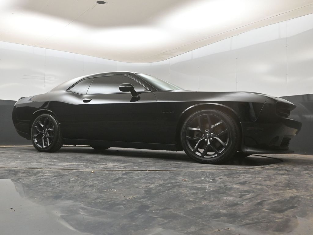 2022 Dodge Challenger R/T - Photo 16