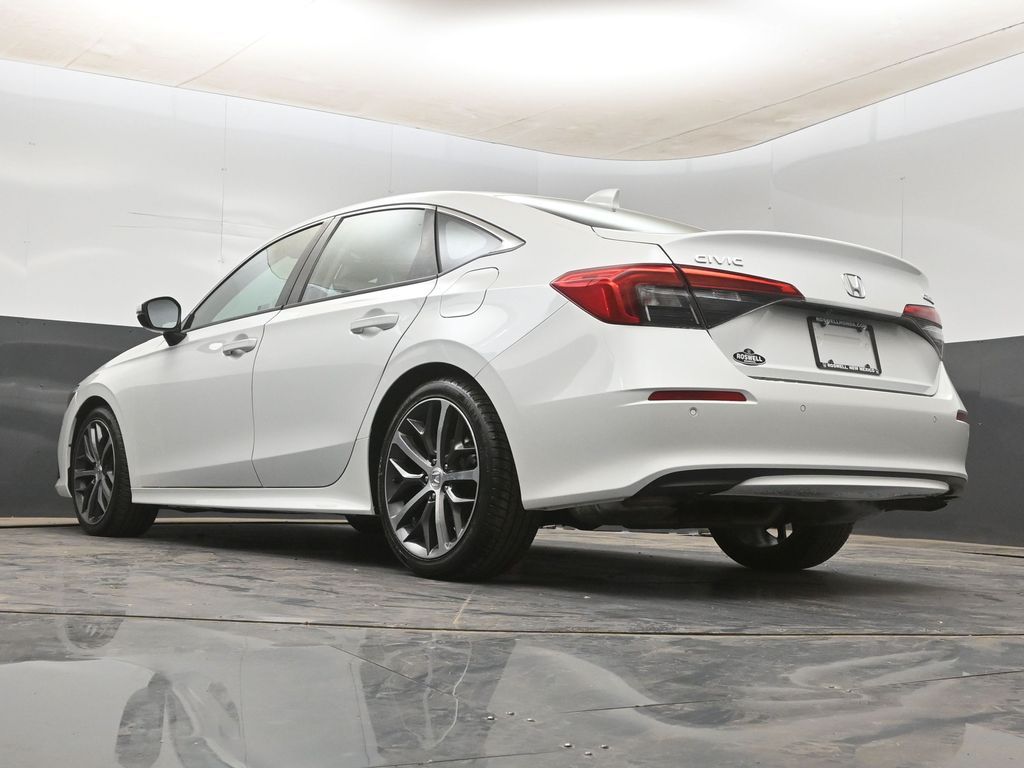 2022 Honda Civic Touring - Photo 19