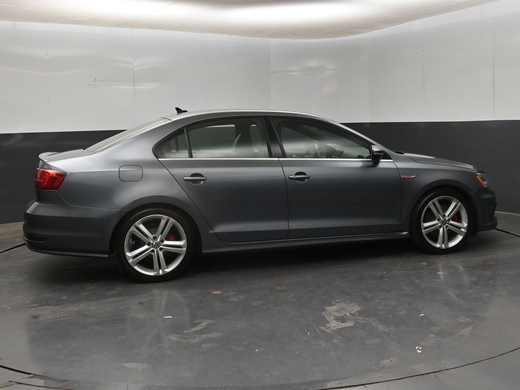 2017 Volkswagen Jetta GLI - Photo 8