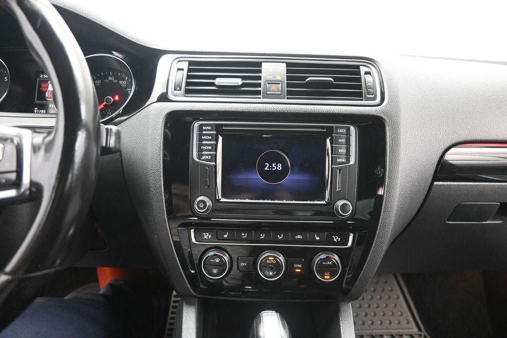 2017 Volkswagen Jetta GLI - Photo 12