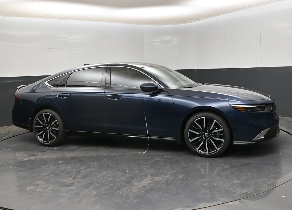 2026 Honda Accord Hybrid Touring - Photo 8