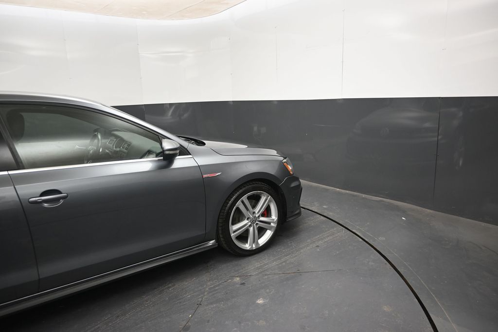2017 Volkswagen Jetta GLI - Photo 9