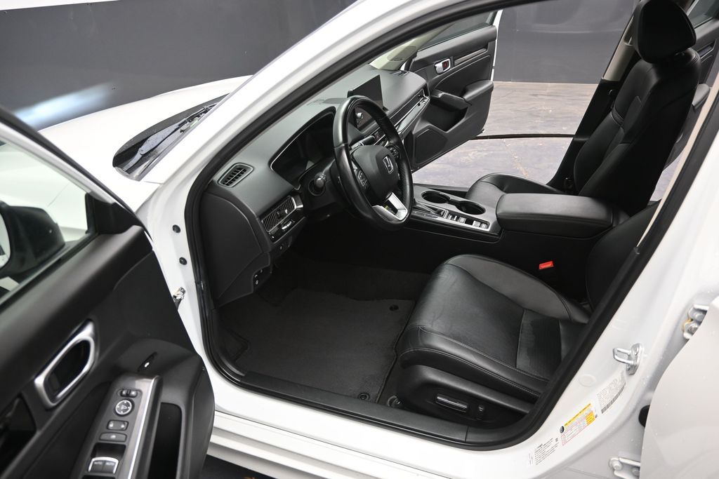 2022 Honda Civic Touring - Photo 10